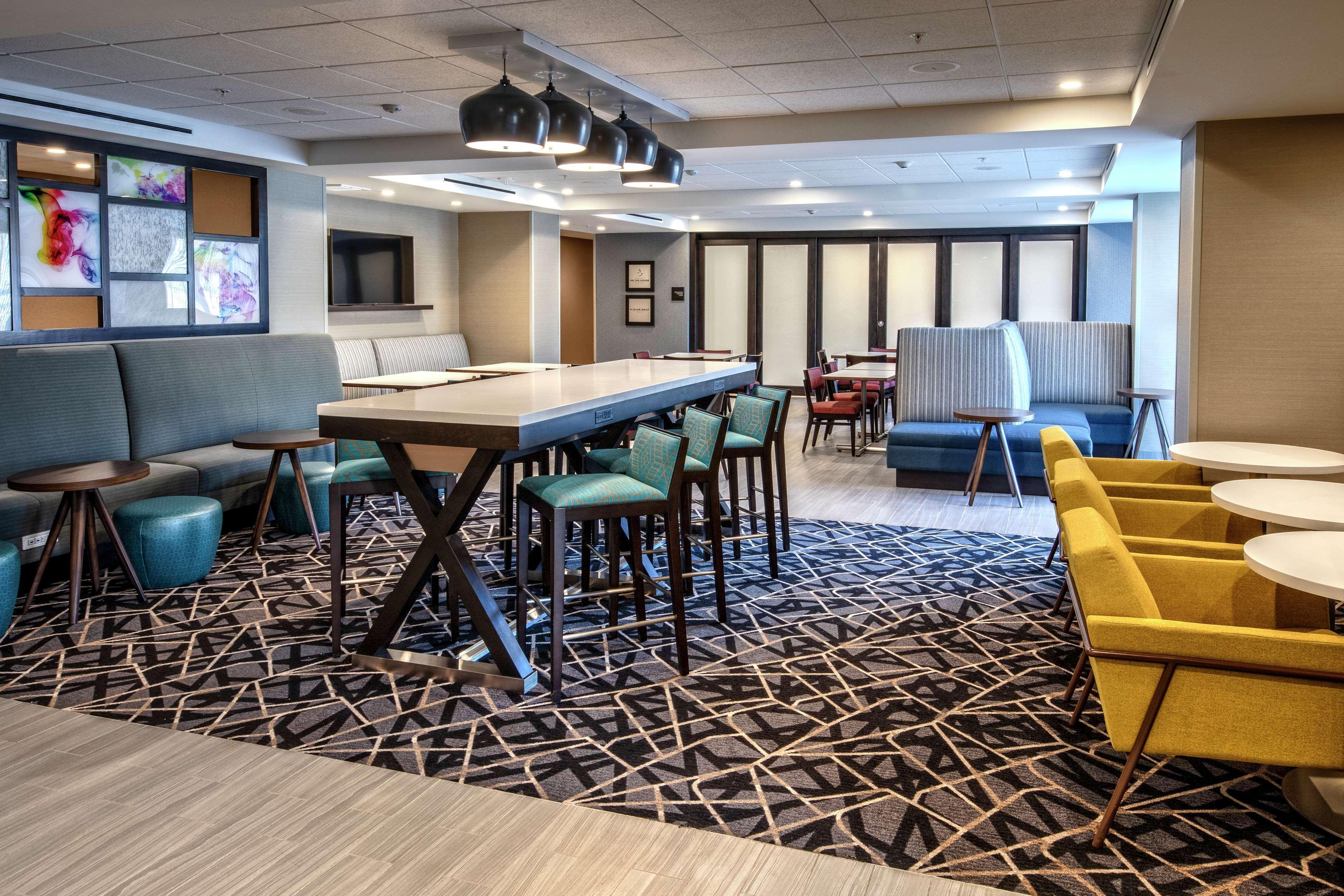 Hampton Inn Fresno Airport Eksteriør bilde