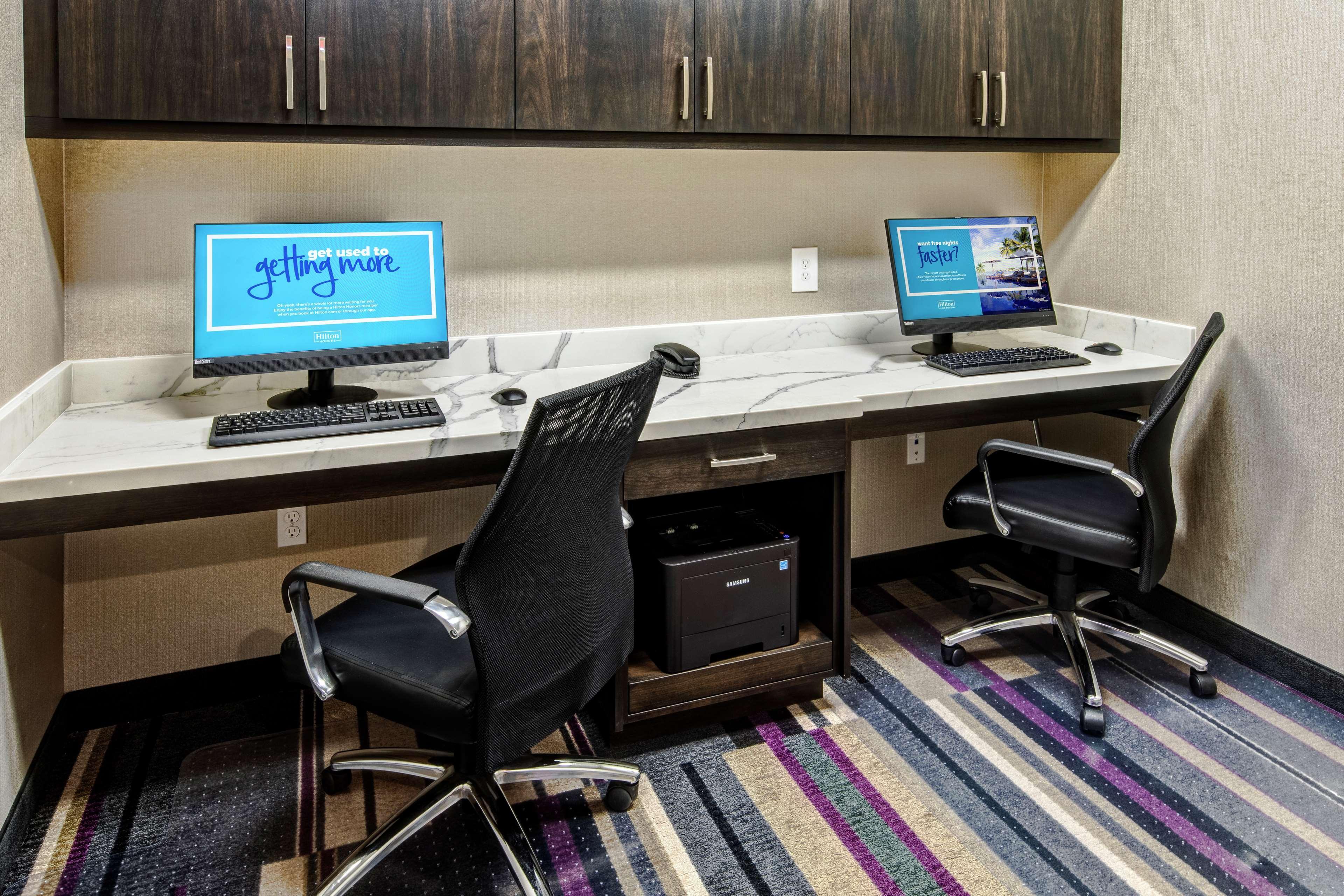 Hampton Inn Fresno Airport Eksteriør bilde