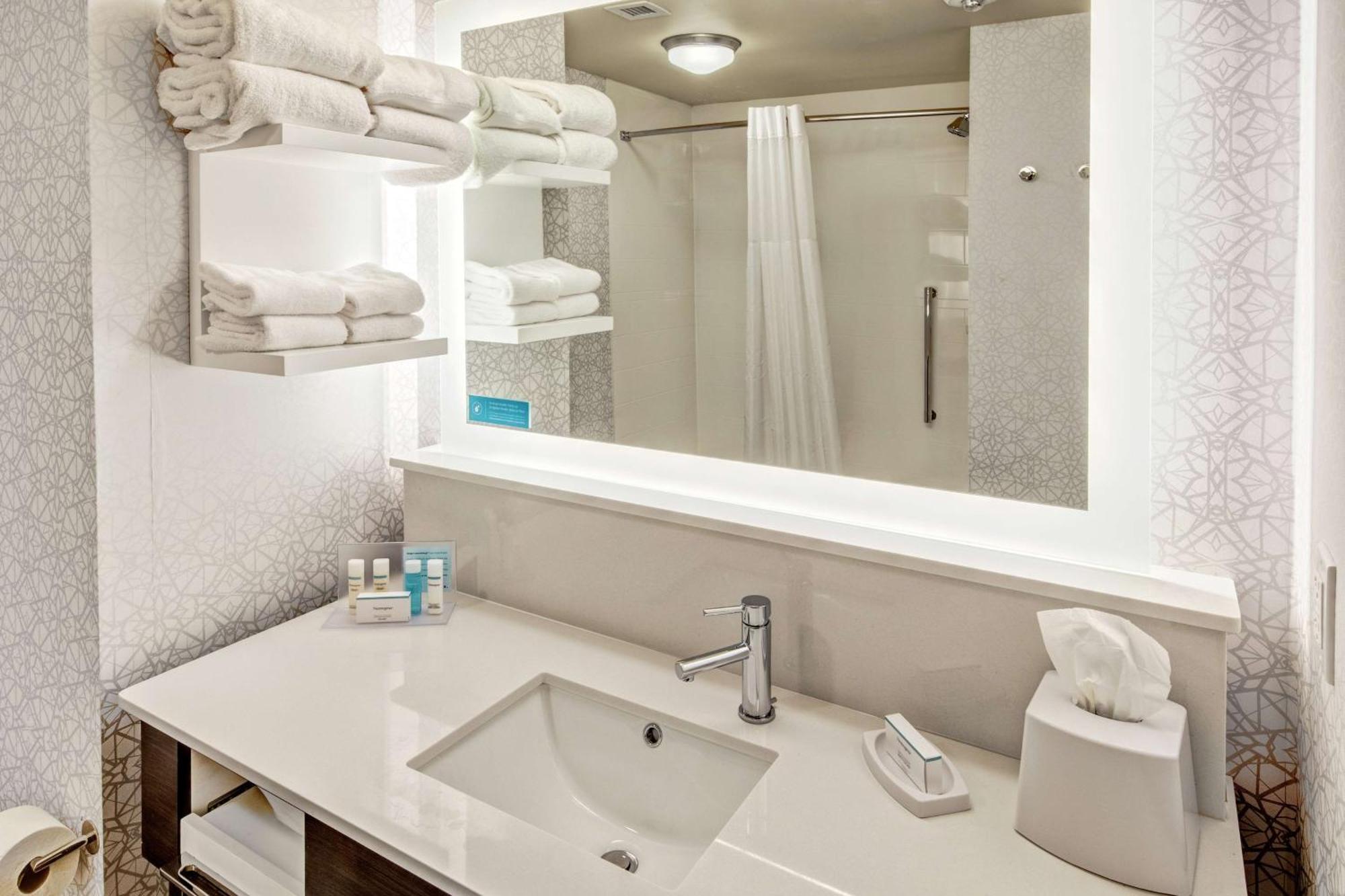 Hampton Inn Fresno Airport Eksteriør bilde